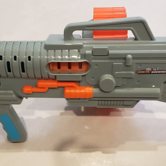 Air Warriors Ultra-Tek SideWinder Dart Blaster - Picture 4 of 5